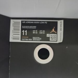 Jordan XXXIV Low PD in Black and White